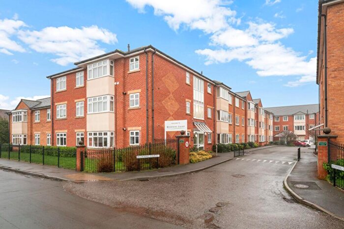 2 Bedroom Flat For Sale In Browning Court, Bourne, PE10