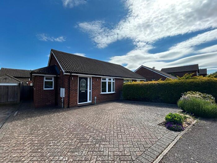 2 Bedroom Bungalow To Rent In Coleridge Close, Hitchin, SG4