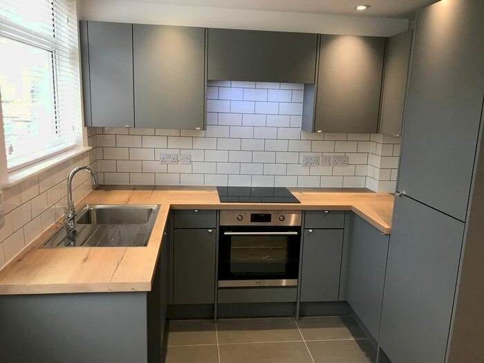 2 Bedroom Flat To Rent In Station Road, Quorn, LE12