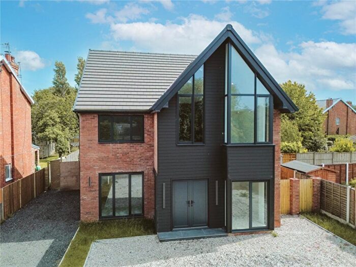 5 Bedroom Detached House For Sale In Leamington Avenue, Southport, Merseyside, PR8