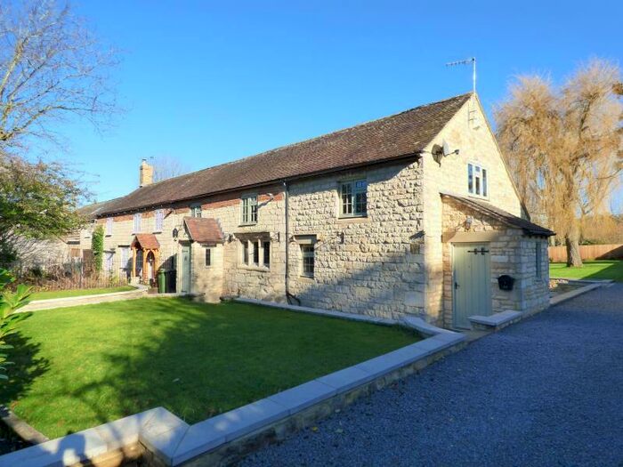 3 Bedroom Cottage To Rent In The Mullions, Brookthorpe, GL4