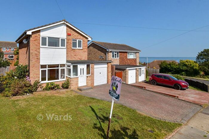 3 Bedroom Detached House For Sale In Meadow Walk, Whitstable, Kent, CT5