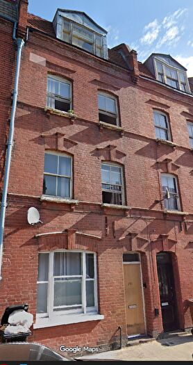 6 Bedroom Terraced House To Rent In Ashfield Street, London, Greater London, E1