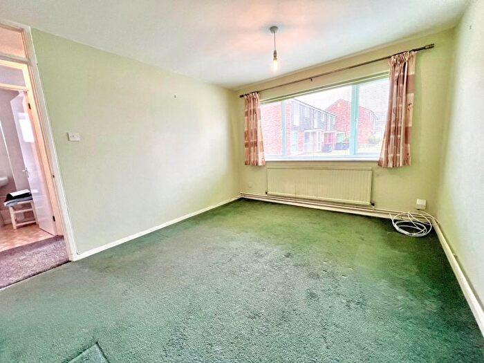 2 Bedroom Bungalow For Sale In Barleyfield Way, Houghton Regis, Dunstable, LU5