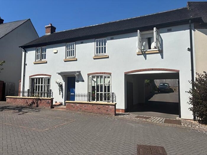 4 Bedroom Property For Sale In St Johns Walk, Lawley, TF4