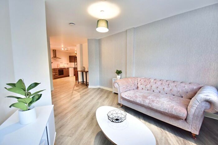 3 Bedroom Apartment To Rent In East Point, Leeds, LS9