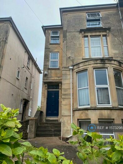 1 Bedroom Flat To Rent In Cotham Grove, Bristol, BS6
