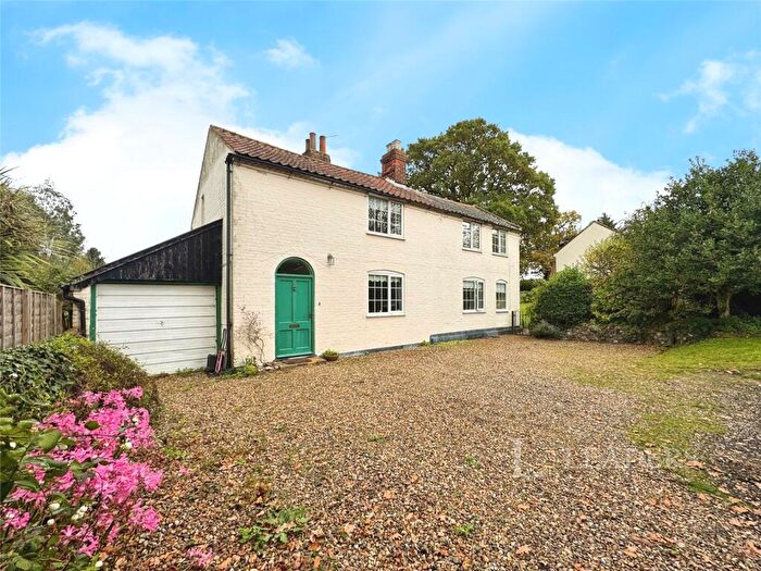 3 Bedroom Detached House To Rent In Mill Hill, Salhouse, NR13