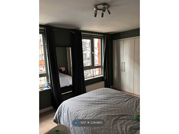 2 Bedroom Flat To Rent In Eden Grove, London, N7