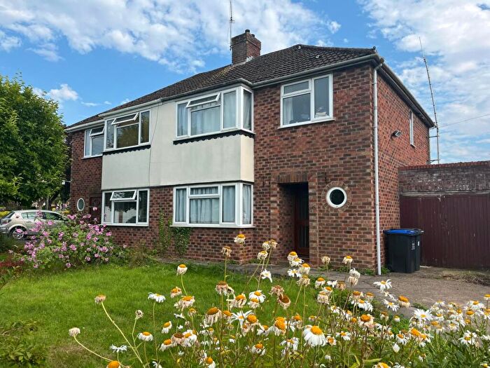 3 Bedroom Semi Detached House To Rent In Montrose Avenue, Leamington Spa, CV32