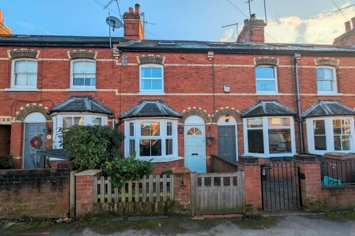 3 Bedroom Terraced House For Sale In Wargrave, Berkshire, RG10