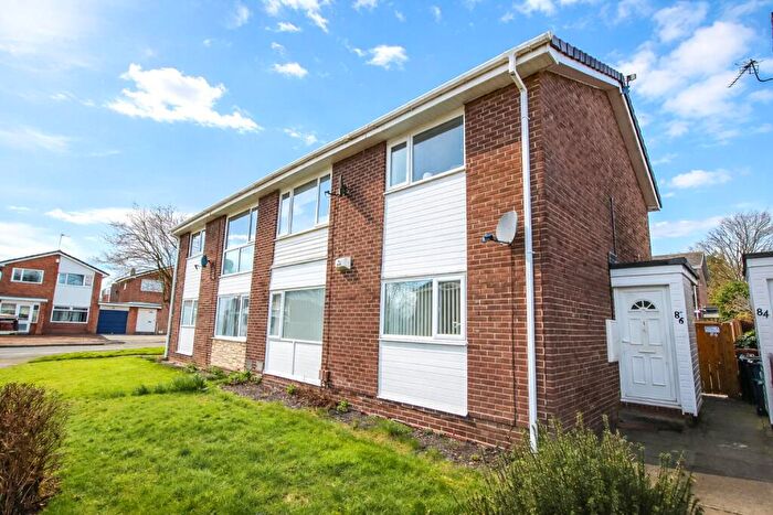 2 Bedroom Flat For Sale In Dilston Close, Washington, Tyne And Wear, NE38