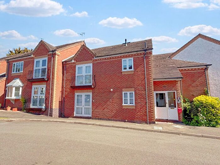 2 Bedroom Flat For Sale In Long Street, Kingswood Court Long Street, LE18