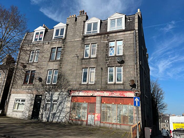 1 Bedroom Flat To Rent In Walker Place, Aberdeen, AB11