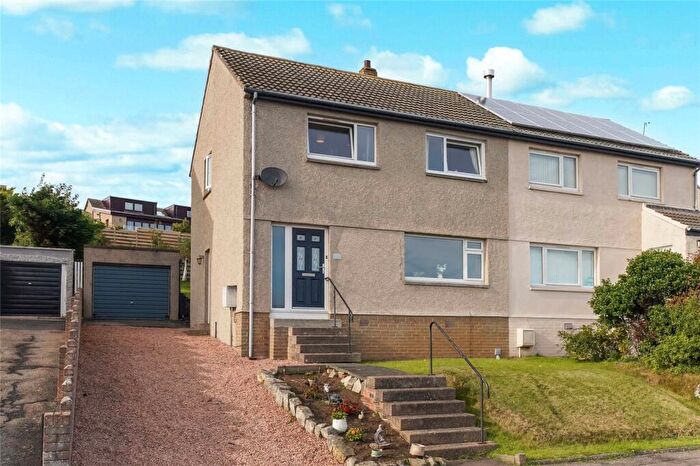 3 Bedroom Semi-Detached House For Sale In Carlin Craig, Burntisland, Fife, KY3