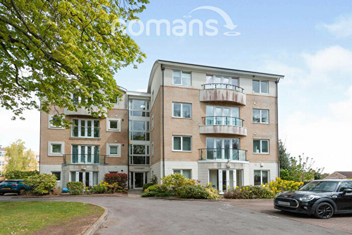 2 Bedroom Apartment To Rent In Fieldways, Russell Road, RG21