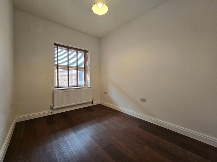 1 Bedroom Flat To Rent In Evry Road, Pender Court, DA14
