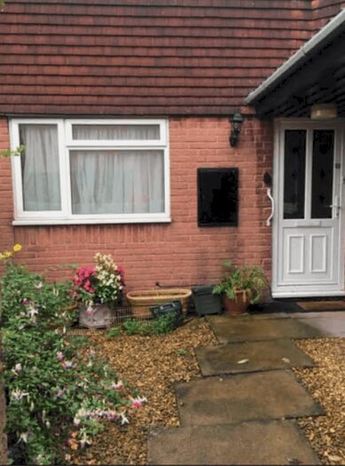 2 Bedroom Bungalow To Rent In Holly Close, Speedwell, Bristol, BS5