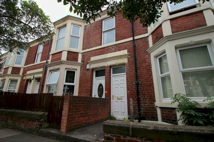 3 Bedroom Flat To Rent In Doncaster Road, Sandyford, Newcastle Upn Tyne, NE2