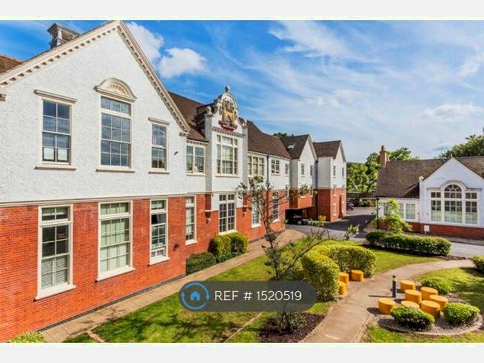 1 Bedroom Flat To Rent In Eton House, Redhill, RH1