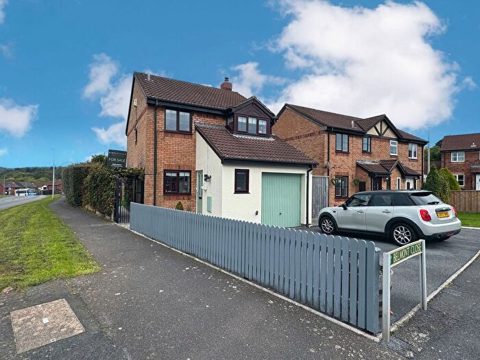 4 Bedroom Detached House For Sale In Belmont Close, Kingsteignton, Newton Abbot, TQ12