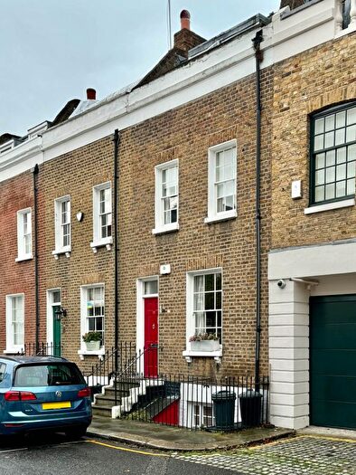 3 Bedroom Property For Sale In Queensdale Place, London, W11