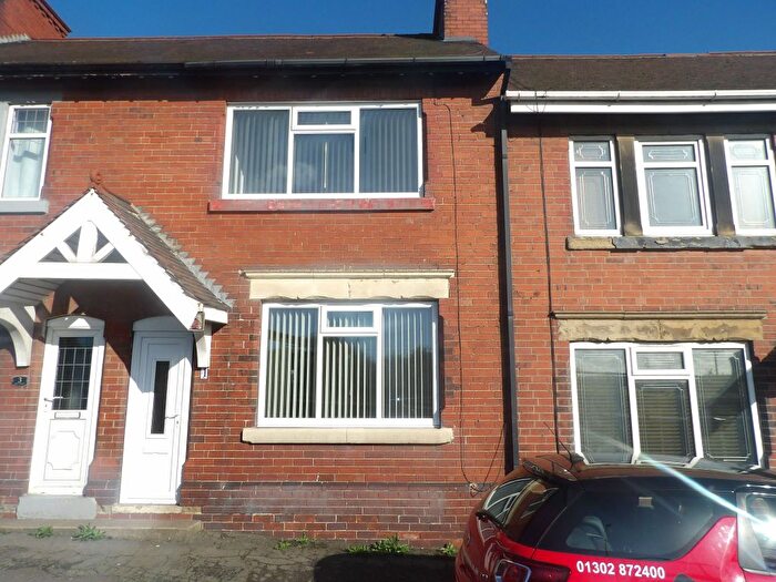 2 Bedroom Terraced House To Rent In Hill Crest, Skellow, Doncaster, DN6