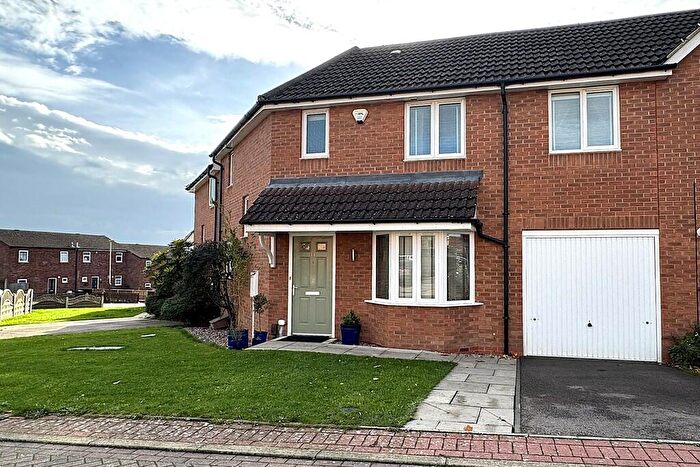 3 Bedroom Semi Detached House For Sale In Beaumont Leys, Leicester, LE4