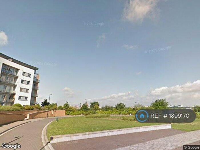 2 Bedroom Flat To Rent In Tideslea Path, London, SE28
