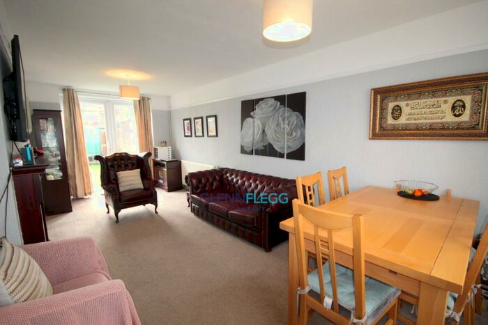 2 Bedroom House To Rent In ***Let Agreed***Bartelotts Road, Slough***Let Agreed***, SL2