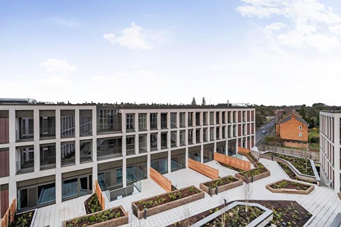 1 Bedroom Apartment To Rent In Woking, Surrey, GU21