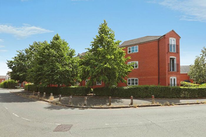 2 Bedroom Flat For Sale In Milton Road, Stratford-Upon-Avon, CV37