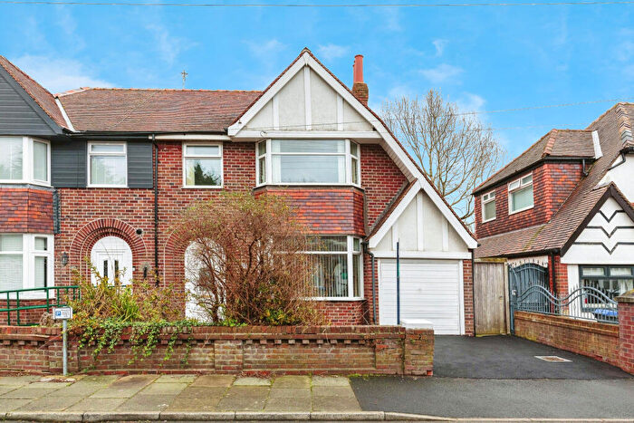 3 Bedroom Semi-Detached House To Rent In Burwood Drive, Blackpool, FY3