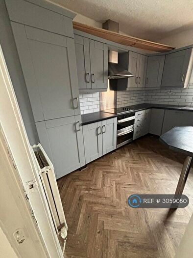 3 Bedroom Flat To Rent In Coats St, Coatbridge, ML5