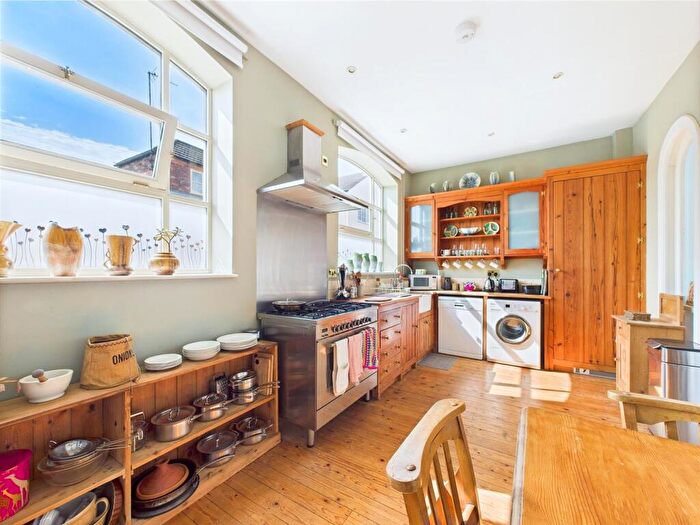 2 Bedroom Detached House For Sale In South Terrace, Louth, LN11