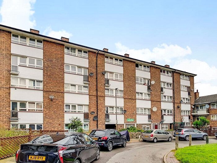 3 Bedroom Flat For Sale In Stoford Close, London, SW19