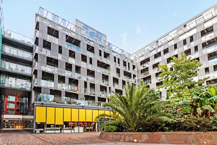 2 Bedroom Flat To Rent In Brewhouse Yard, London, EC1V