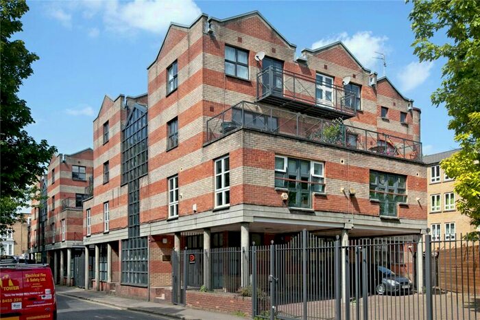 1 Bedroom Flat To Rent In Bruges Place, Camden, NW1