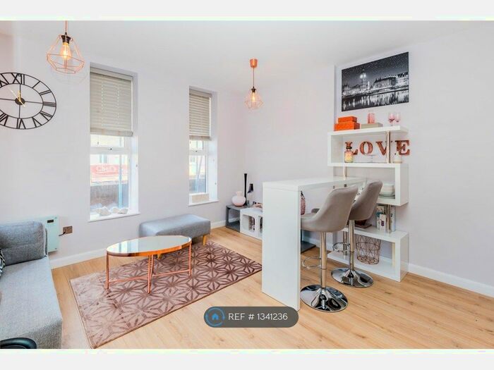 Studio To Rent In Kingsway House, Welling, DA16