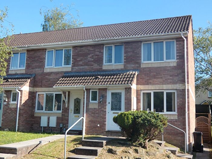 3 Bedroom Semi-Detached House For Sale In Clos Ysbyty, Cimla, Neath ., SA11