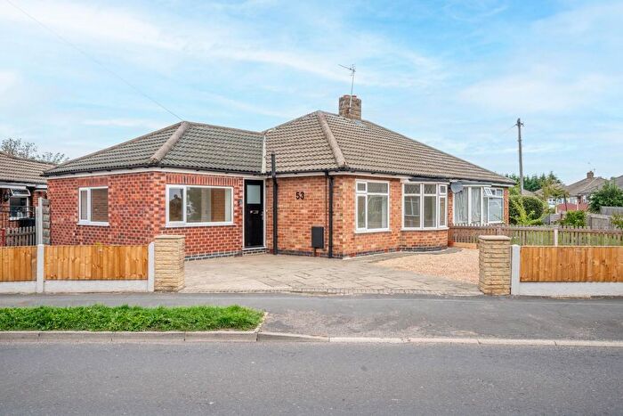 3 Bedroom Bungalow For Sale In Brockfield Park Drive, York, YO31