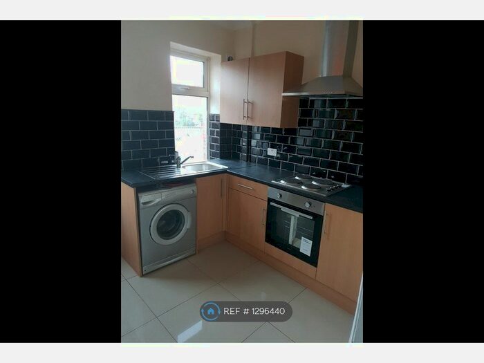 2 Bedroom Terraced House To Rent In James Street, Barnsley S71