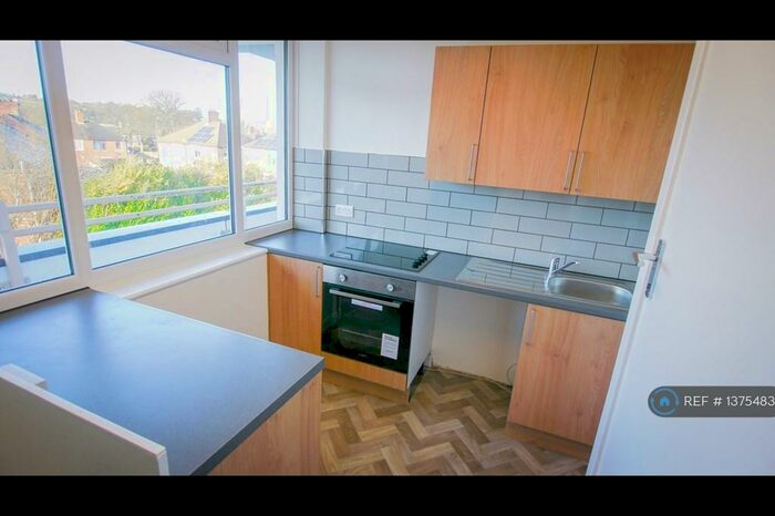 1 Bedroom Flat To Rent In Bridge Court, Stoke-On-Trent, ST4