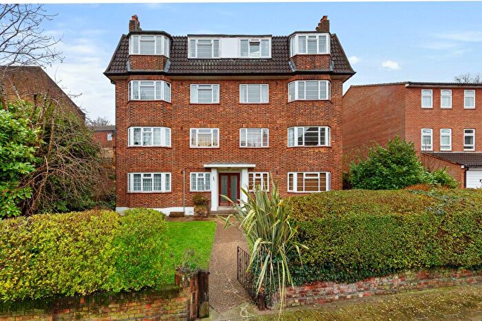 2 Bedroom Flat For Sale In Victoria Crescent, Compton Court Victoria Crescent, SE19