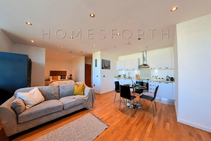 Studio To Rent In Bovis House, Northolt Road, Harrow, HA2