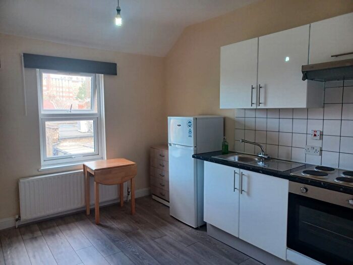1 Bedroom Studio To Rent In Chichele Road, Cricklewood, NW2