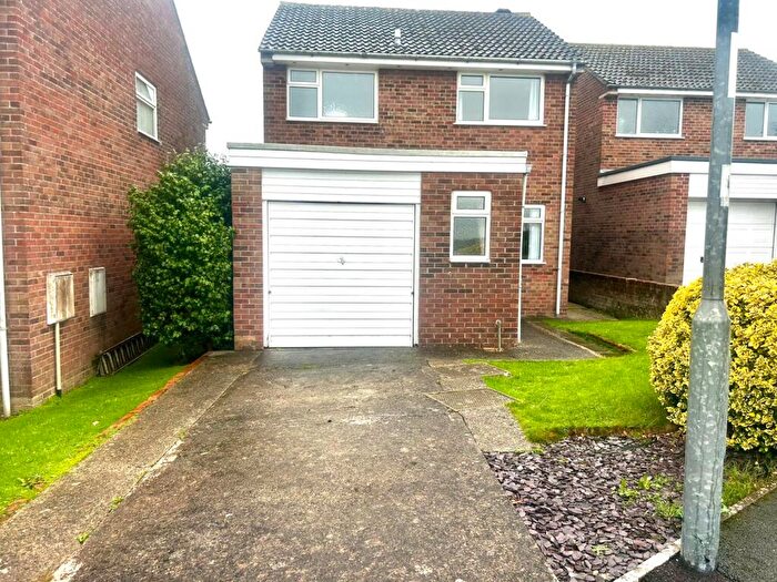 3 Bedroom House To Rent In Redwood Road, Yeovil, BA21