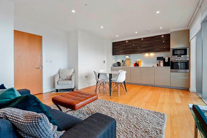 2 Bedroom Flat To Rent In Barking Road, London, E16