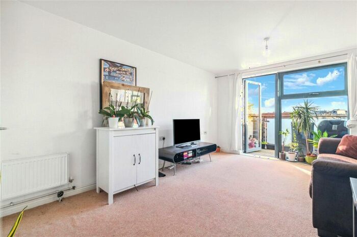 2 Bedroom Apartment To Rent In St. Marys Road, London, NW10