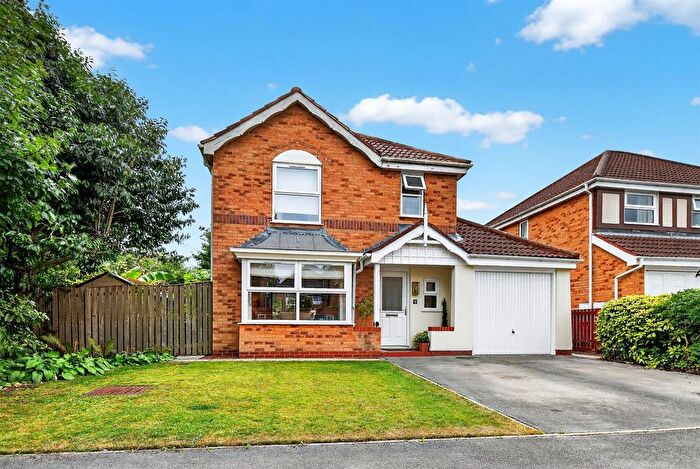 4 Bedroom Detached House For Sale In Dovecot Close, Wheldrake, York, YO19